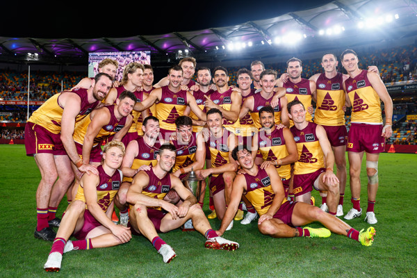 AFL 2025 Round 08 - Brisbane v Gold Coast - A-59221831