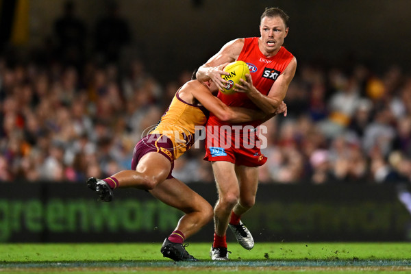 AFL 2025 Round 08 - Brisbane v Gold Coast - A-59222558