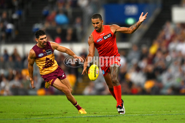 AFL 2025 Round 08 - Brisbane v Gold Coast - A-59228526