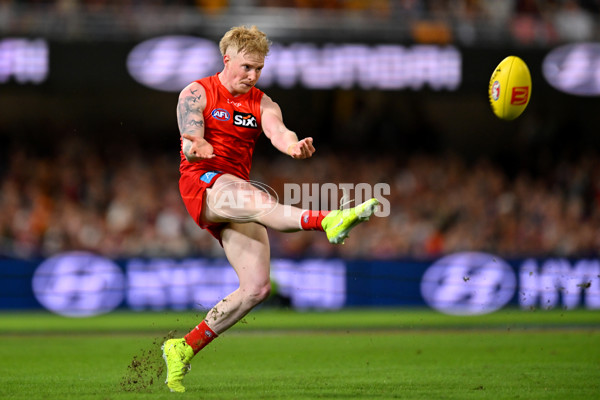 AFL 2025 Round 08 - Brisbane v Gold Coast - A-59229636