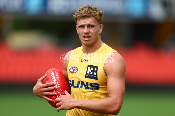 AFL 2025 Training - Gold Coast Suns 030425 - A-59338391