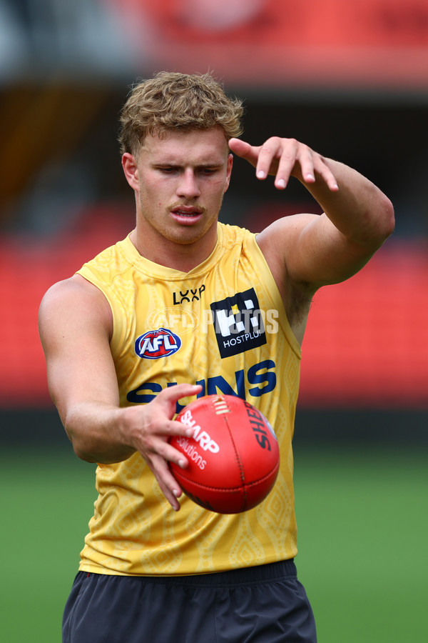 AFL 2025 Training - Gold Coast Suns 030425 - A-59340156