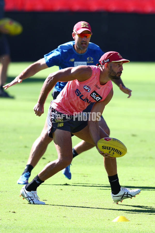 AFL 2025 Training - Gold Coast 080525 - A-59340179