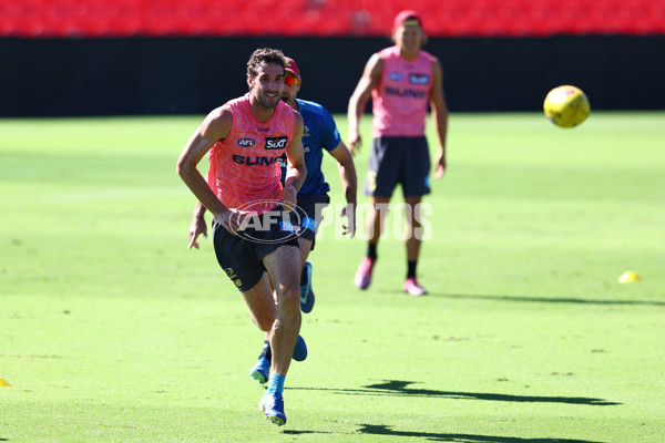 AFL 2025 Training - Gold Coast 080525 - A-59340207