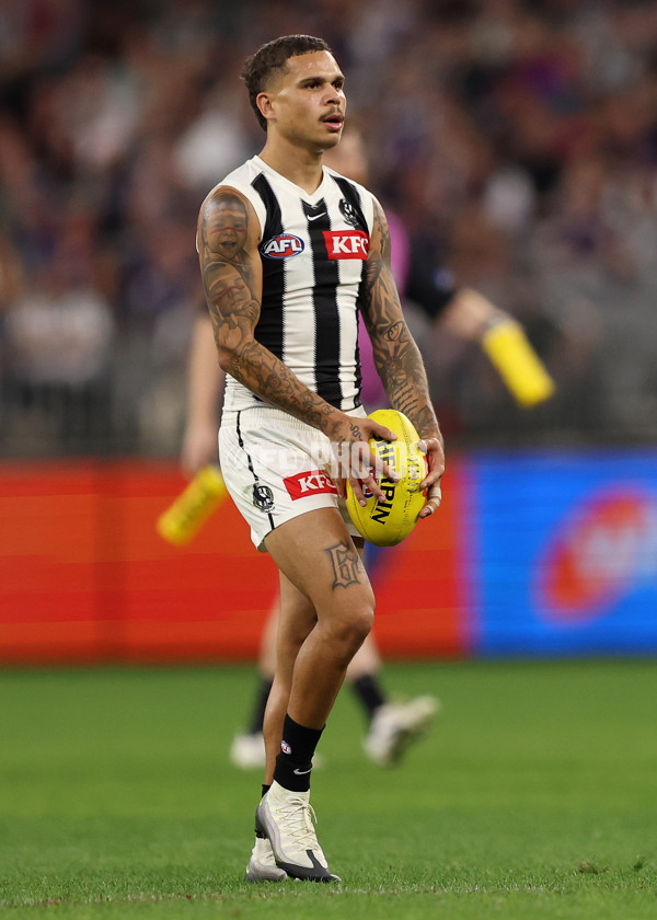 AFL 2025 Round 09 - Fremantle v Collingwood - A-59348495