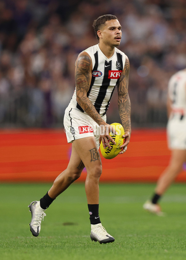 AFL 2025 Round 09 - Fremantle v Collingwood - A-59348500