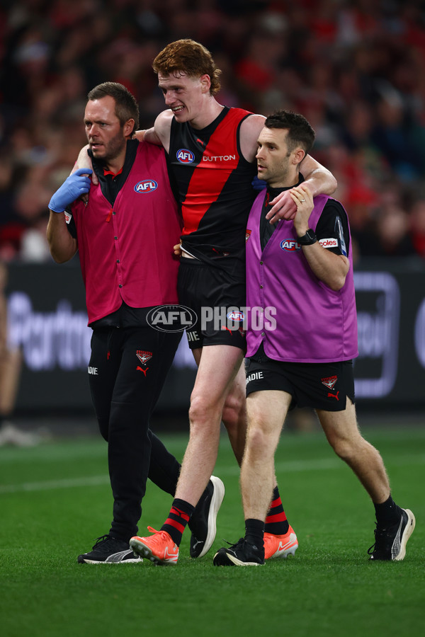 AFL 2025 Round 09 - Essendon v Sydney - A-59383426
