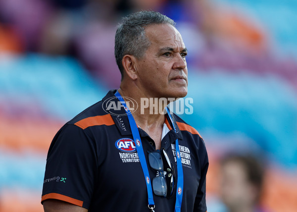 AFL 2025 Round 09 - Gold Coast v Western Bulldogs - A-59383436