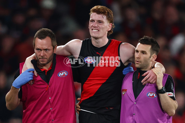 AFL 2025 Round 09 - Essendon v Sydney - A-59383855