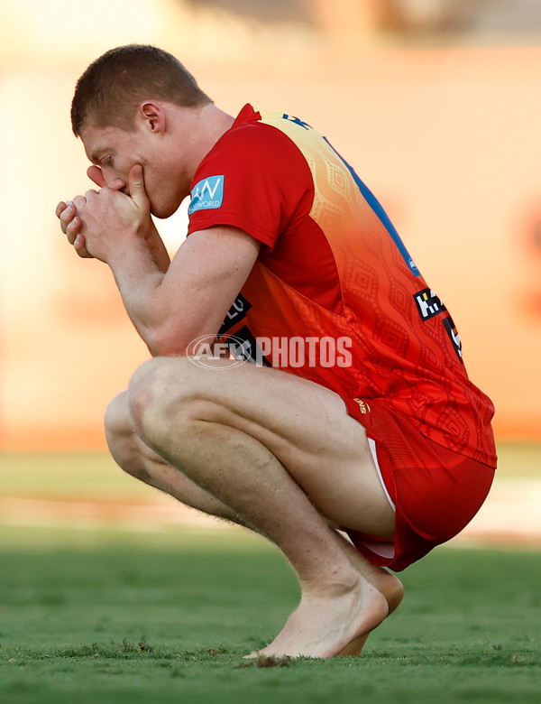 AFL 2025 Round 09 - Gold Coast v Western Bulldogs - A-59386193
