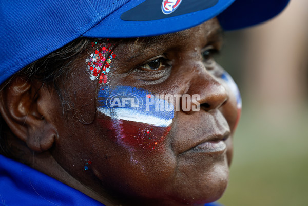 AFL 2025 Round 09 - Gold Coast v Western Bulldogs - A-59386316