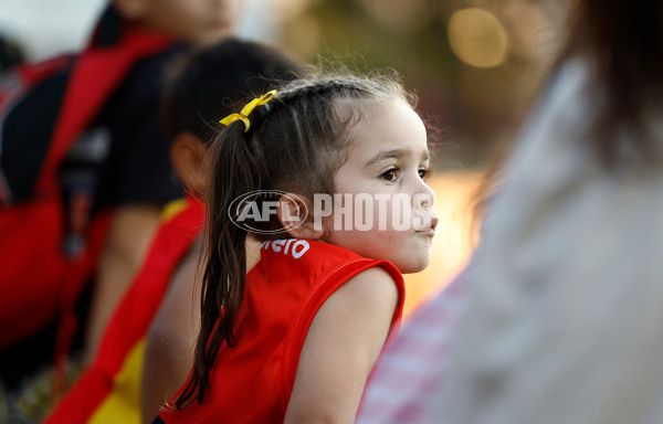 AFL 2025 Round 09 - Gold Coast v Western Bulldogs - A-59386323