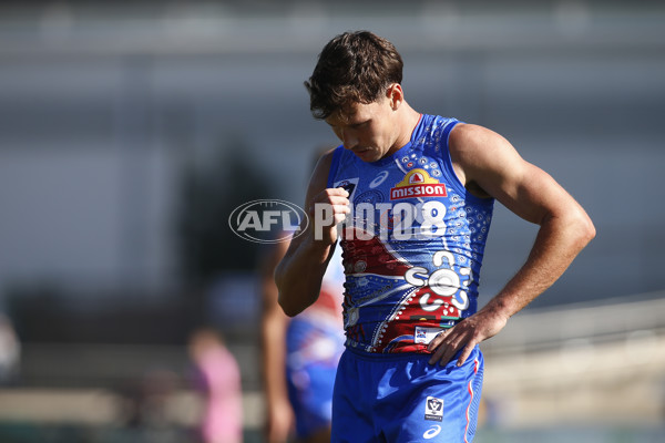VFL 2025 Round 07 - Footscray Bulldogs v Casey Demons - A-59394066