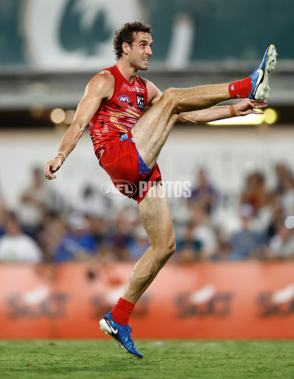 AFL 2025 Round 09 - Gold Coast v Western Bulldogs - A-59394123