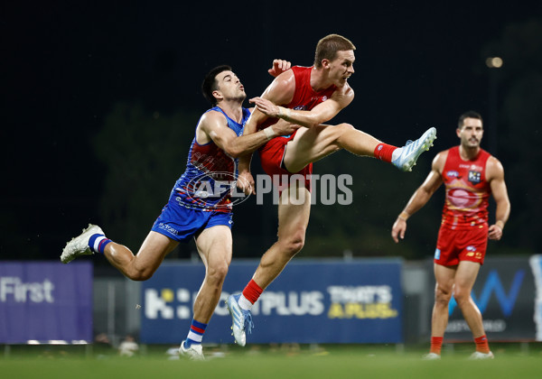 AFL 2025 Round 09 - Gold Coast v Western Bulldogs - A-59394832