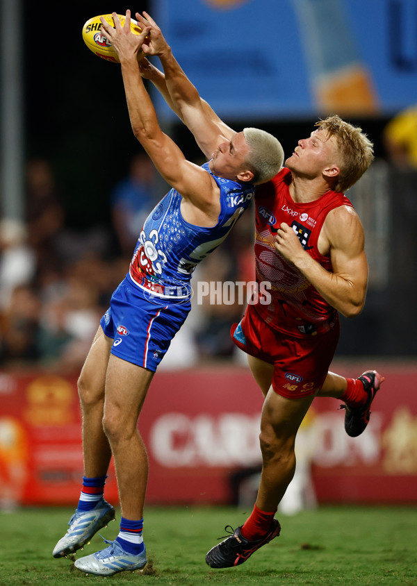 AFL 2025 Round 09 - Gold Coast v Western Bulldogs - A-59397182