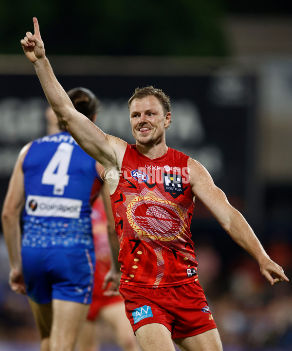 AFL 2025 Round 09 - Gold Coast v Western Bulldogs - A-59399379