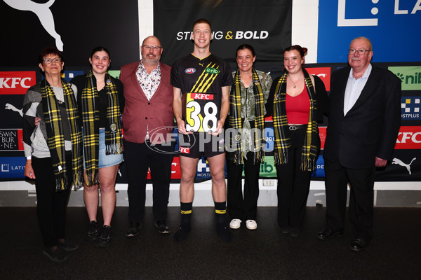 AFL 2025 Round 09 - Richmond v West Coast - A-59406454