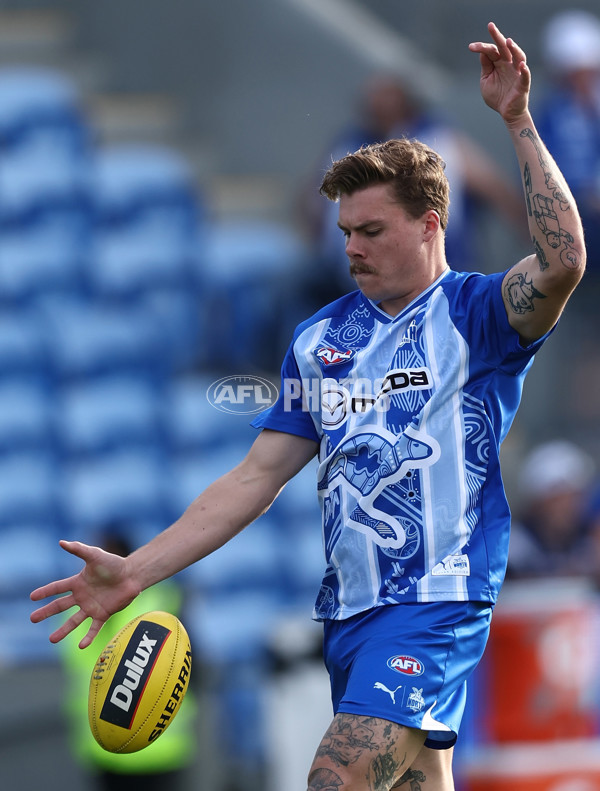 AFL 2025 Round 09 - North Melbourne v Brisbane - A-59415810