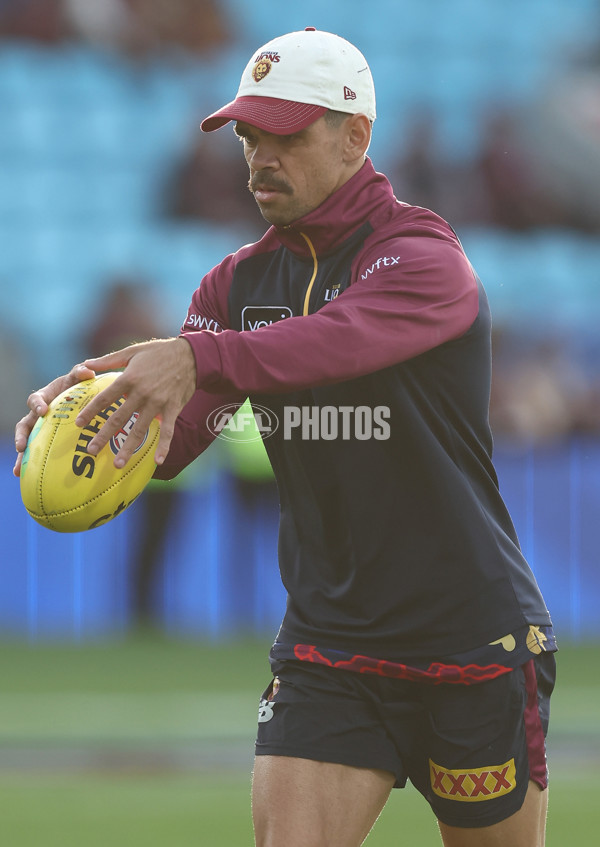 AFL 2025 Round 09 - North Melbourne v Brisbane - A-59417574