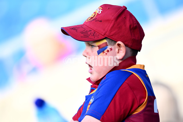 AFL 2025 Round 09 - North Melbourne v Brisbane - A-59423579