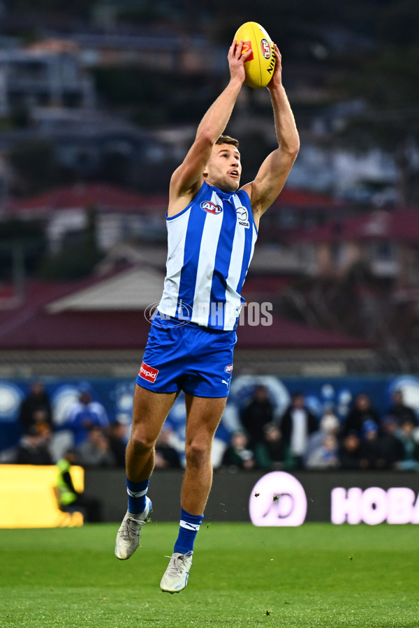 AFL 2025 Round 09 - North Melbourne v Brisbane - A-59426520
