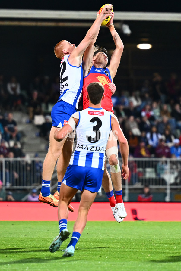 AFL 2025 Round 09 - North Melbourne v Brisbane - A-59433141