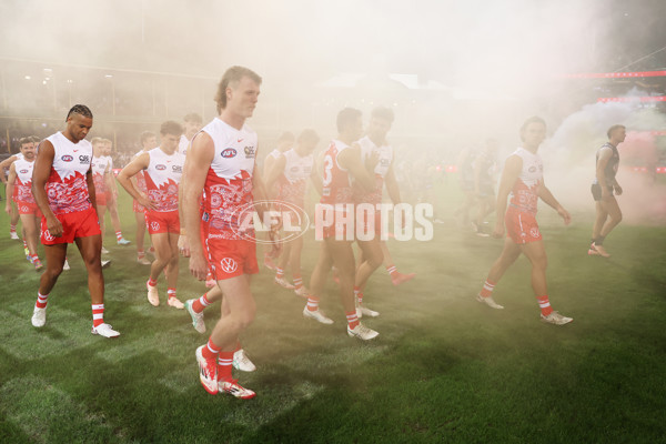 AFL 2025 Round 10 - Sydney v Carlton - A-59478325