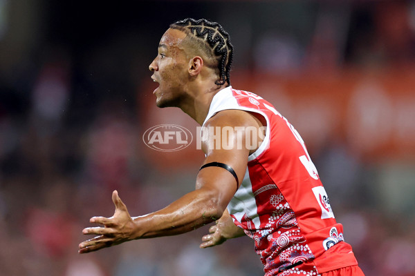 AFL 2025 Round 10 - Sydney v Carlton - A-59481130