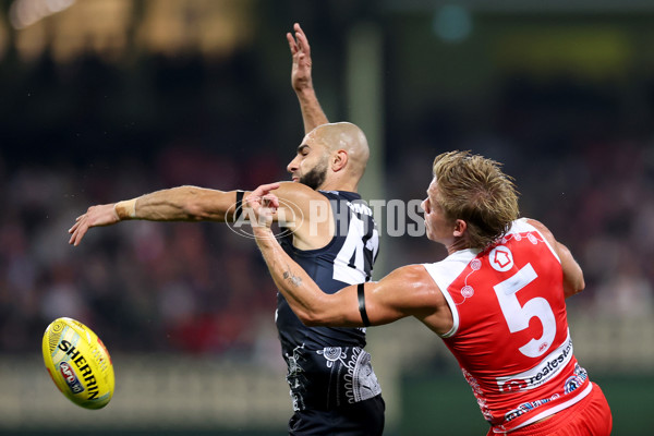AFL 2025 Round 10 - Sydney v Carlton - A-59481173
