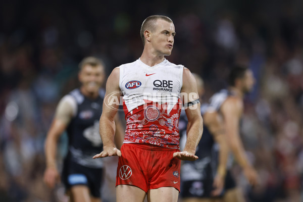 AFL 2025 Round 10 - Sydney v Carlton - A-59484173