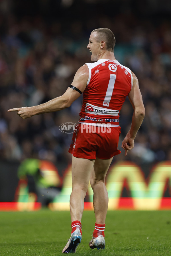 AFL 2025 Round 10 - Sydney v Carlton - A-59484174