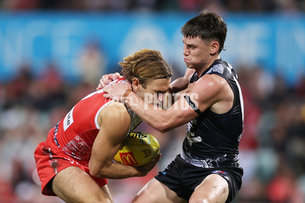 AFL 2025 Round 10 - Sydney v Carlton - A-59484874
