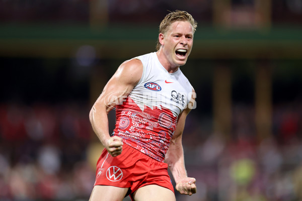 AFL 2025 Round 10 - Sydney v Carlton - A-59484951