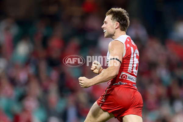 AFL 2025 Round 10 - Sydney v Carlton - A-59487493