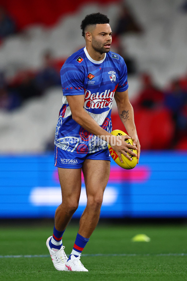 AFL 2025 Round 10 - Western Bulldogs v Essendon - A-59518658