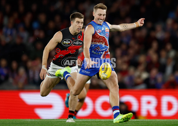 AFL 2025 Round 10 - Western Bulldogs v Essendon - A-59524088