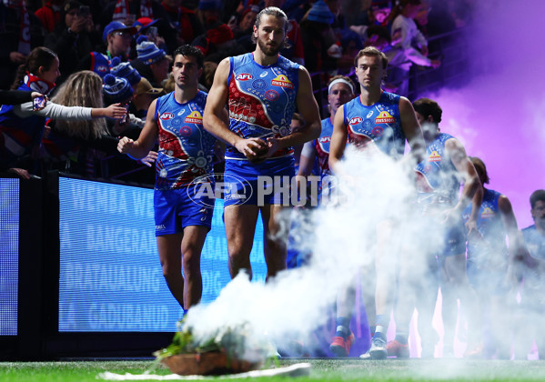 AFL 2025 Round 10 - Western Bulldogs v Essendon - A-59524091