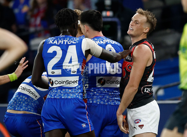 AFL 2025 Round 10 - Western Bulldogs v Essendon - A-59524128