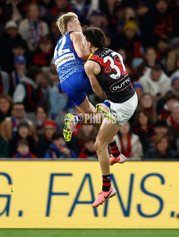 AFL 2025 Round 10 - Western Bulldogs v Essendon - A-59527721