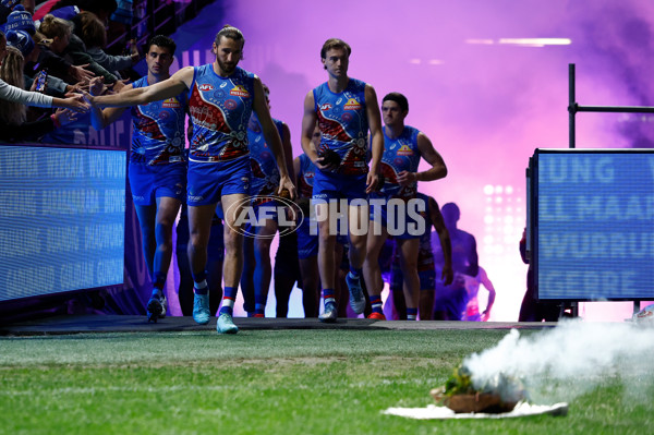 AFL 2025 Round 10 - Western Bulldogs v Essendon - A-59527775
