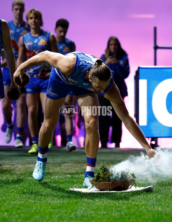 AFL 2025 Round 10 - Western Bulldogs v Essendon - A-59529804