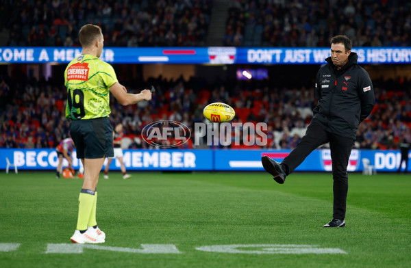 AFL 2025 Round 10 - Western Bulldogs v Essendon - A-59529821