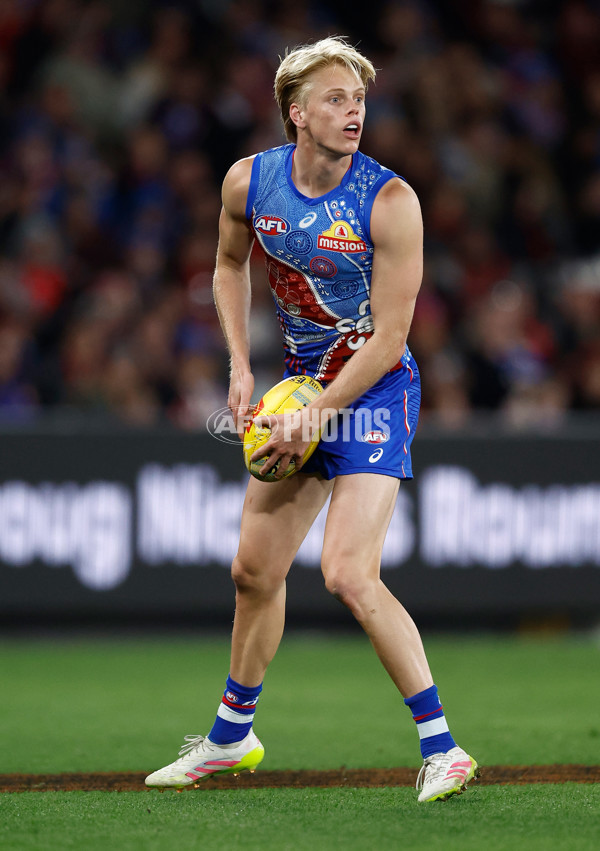 AFL 2025 Round 10 - Western Bulldogs v Essendon - A-59529864