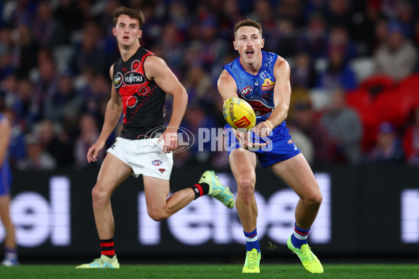 AFL 2025 Round 10 - Western Bulldogs v Essendon - A-59529890