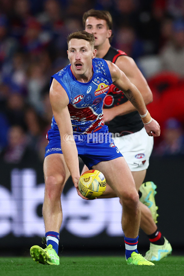 AFL 2025 Round 10 - Western Bulldogs v Essendon - A-59529891