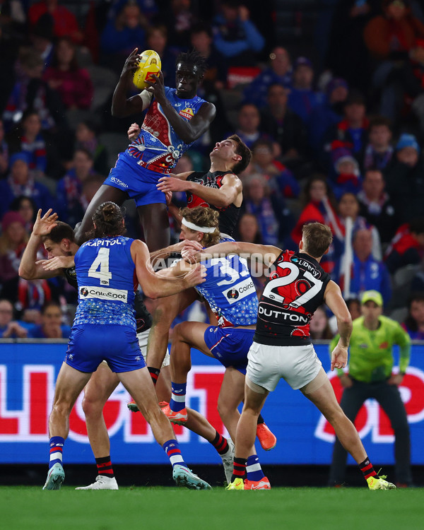 AFL 2025 Round 10 - Western Bulldogs v Essendon - A-59532332