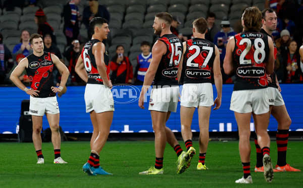 AFL 2025 Round 10 - Western Bulldogs v Essendon - A-59534928