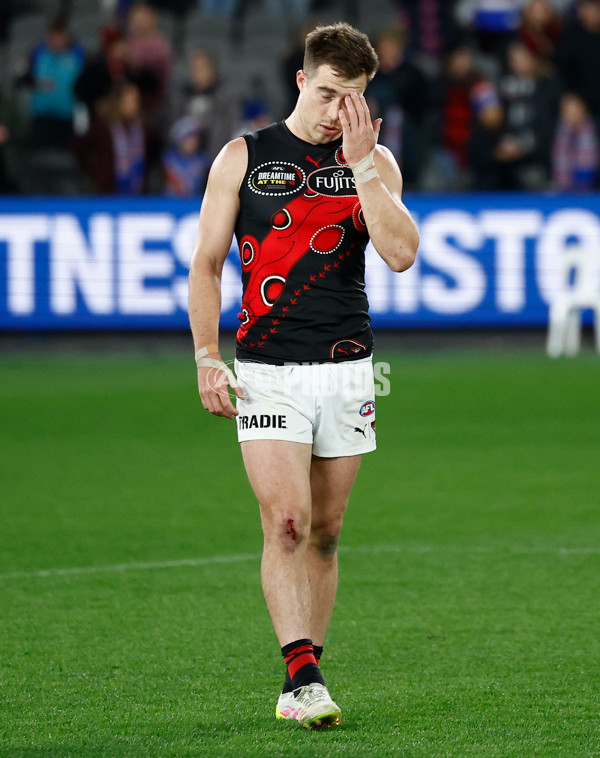 AFL 2025 Round 10 - Western Bulldogs v Essendon - A-59534933