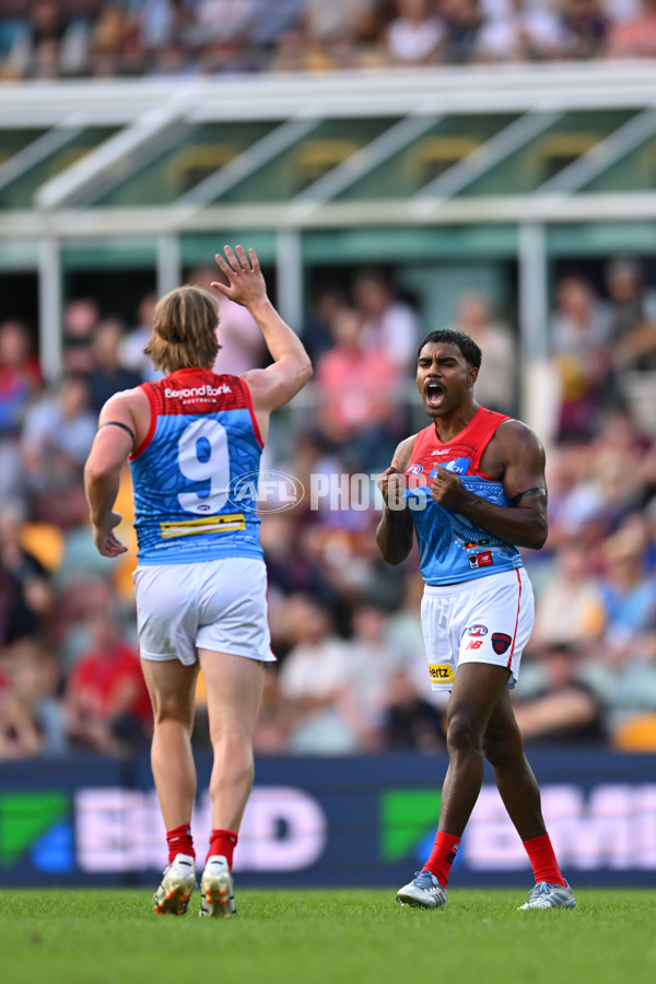 AFL 2025 Round 10 - Brisbane v Narrm - A-59545431